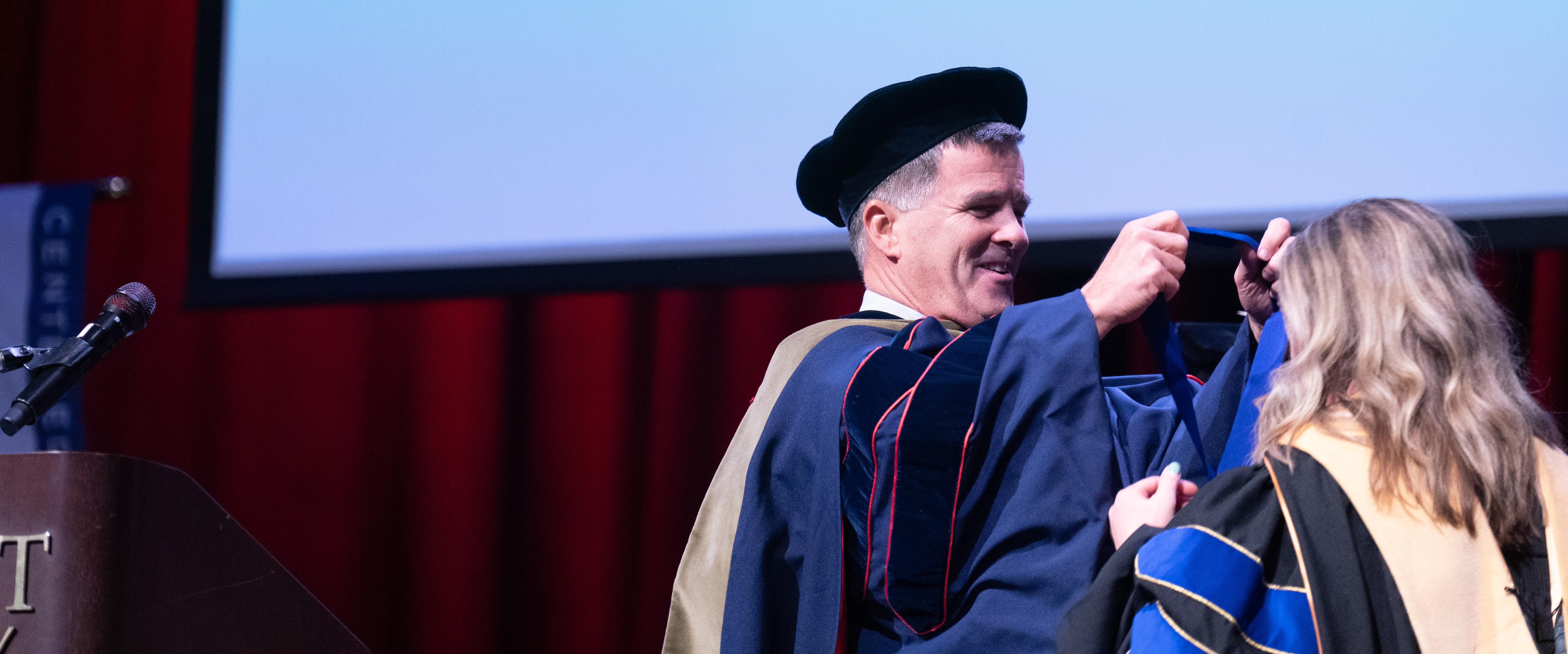 Jennifer Crowell Thompson wins The Chaney Distinguished Professor award at Scholarship & Awards Day 2023