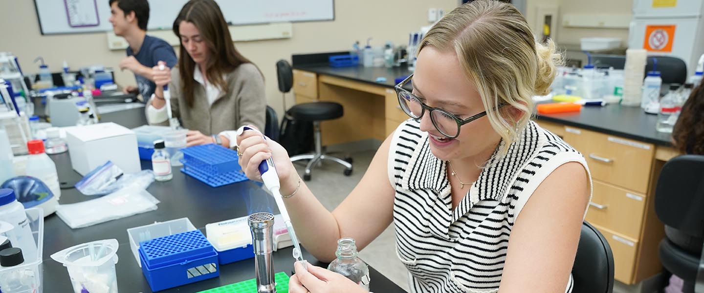 SURFS student participating in research