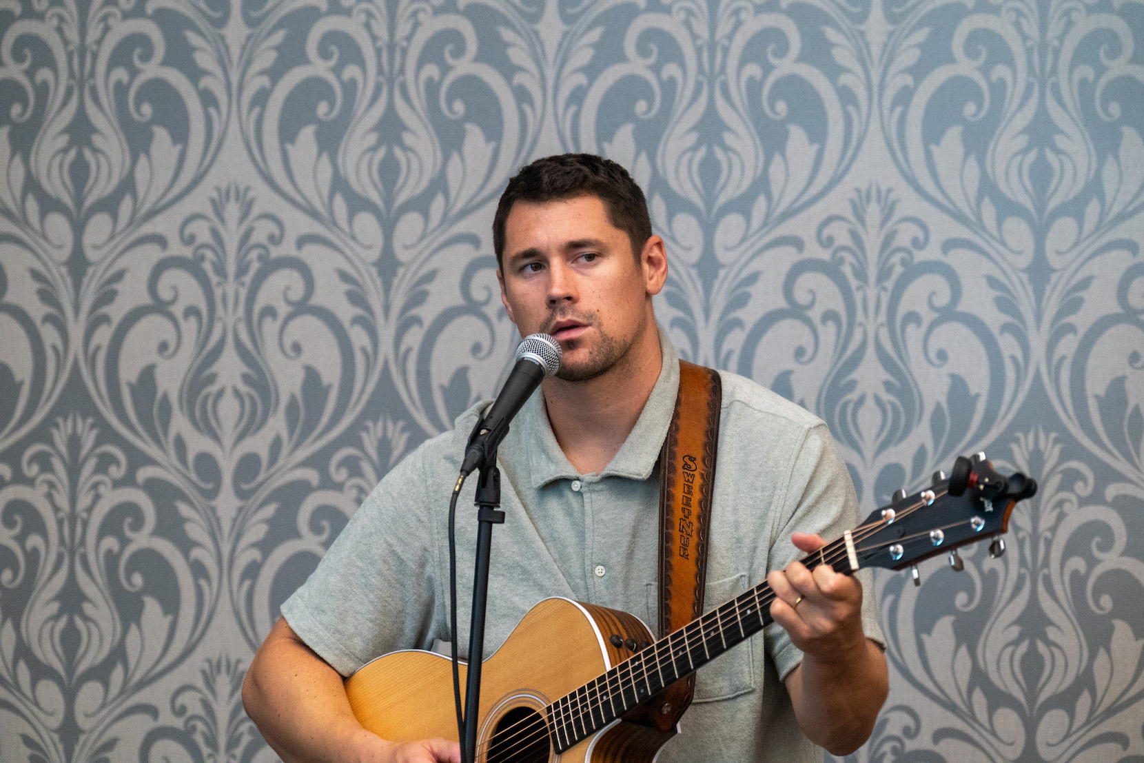 Pre-Dinner music performed by student veteran Lt. Christopher Nurthern