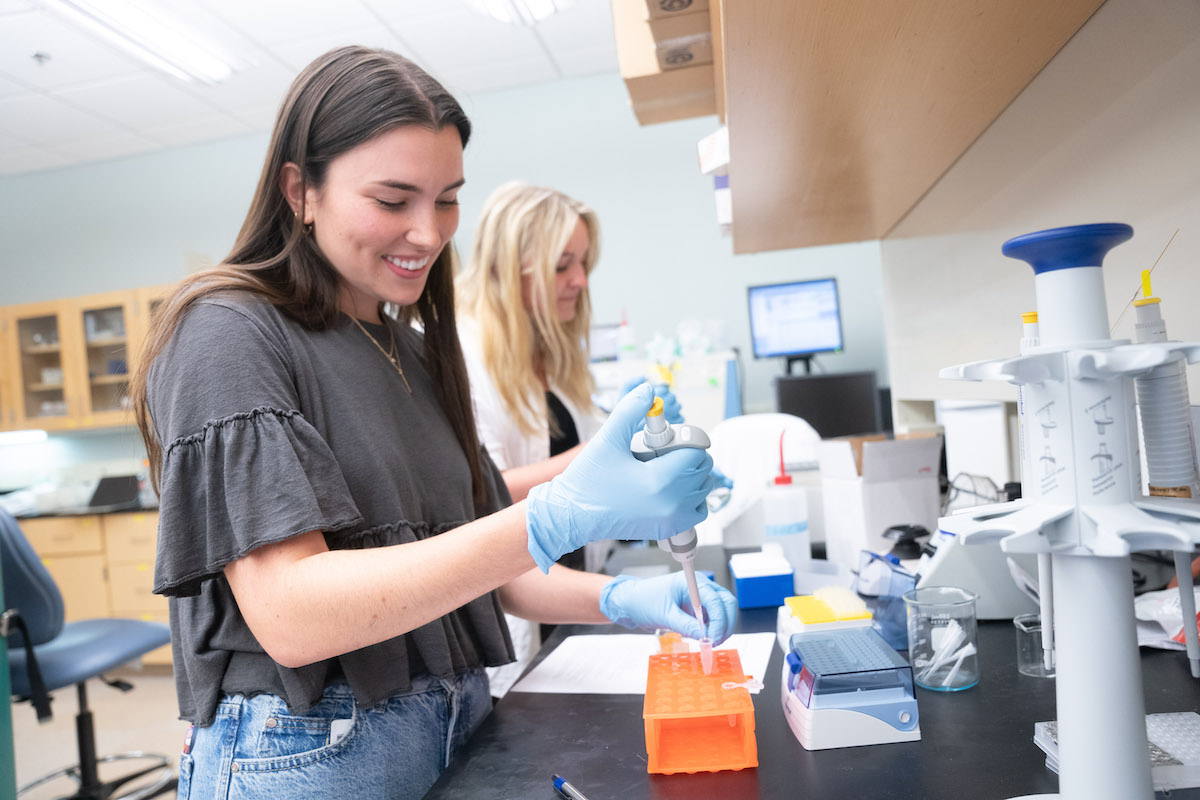 students in biochem lab