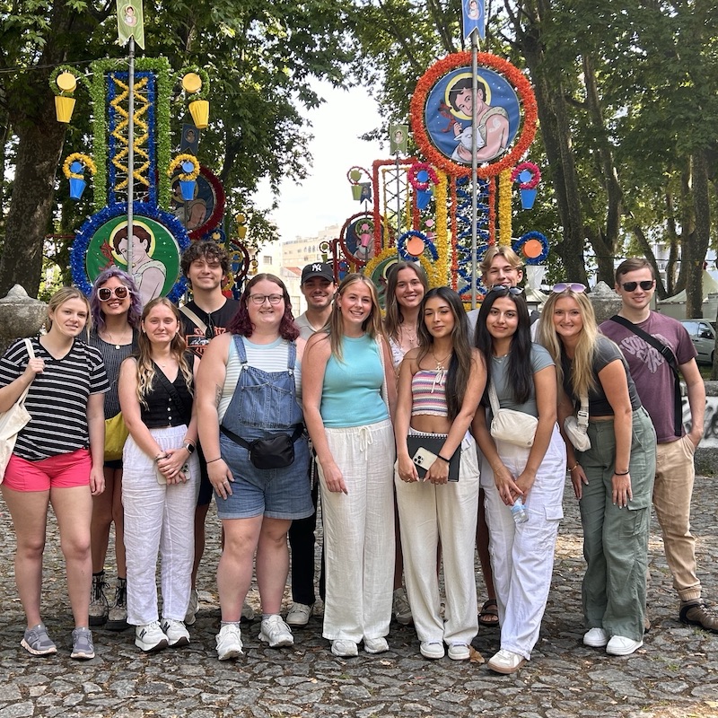 Belmont students gather for a photo in portugal