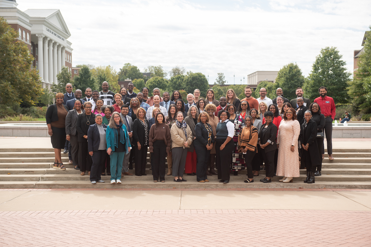 Symposium attendees group shot