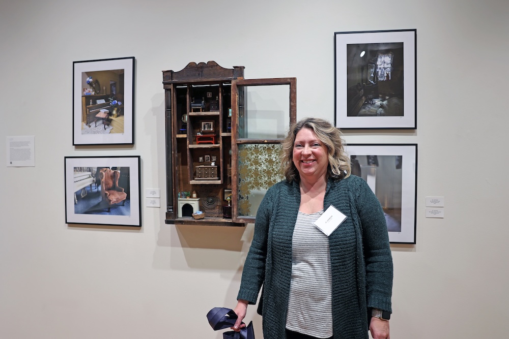 alumna at the gallery reception