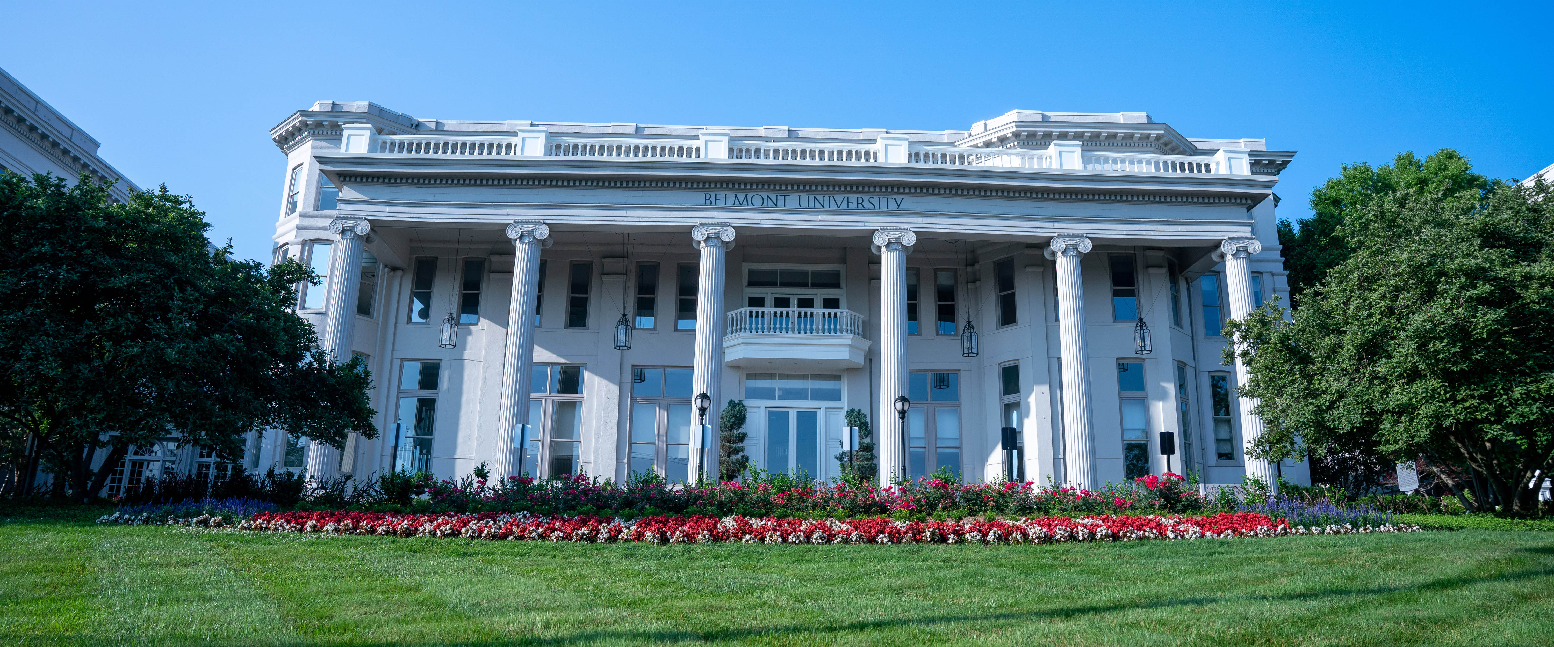 A picture of the Freeman Building from the front on Belmonts Campus