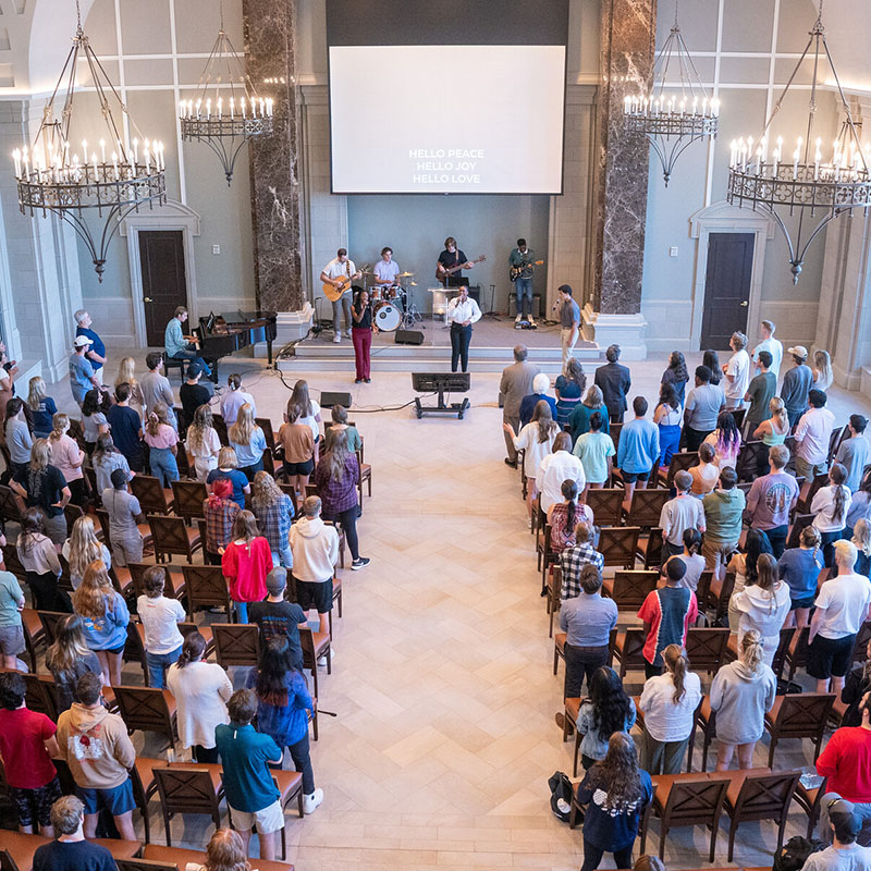 A wide angle shot of the chapel at Belmont University.